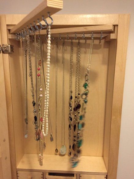 Accesory Storage Jewelry Organization, Unique Jewelry Storage Ideas, Recessed Jewelry Cabinet, Diy Standing Jewelry Cabinet, Jewelry Cabinet Diy, Built In Jewelry Storage, Jewellery Hanger Diy, Large Jewelry Collection Storage, Julery Organization