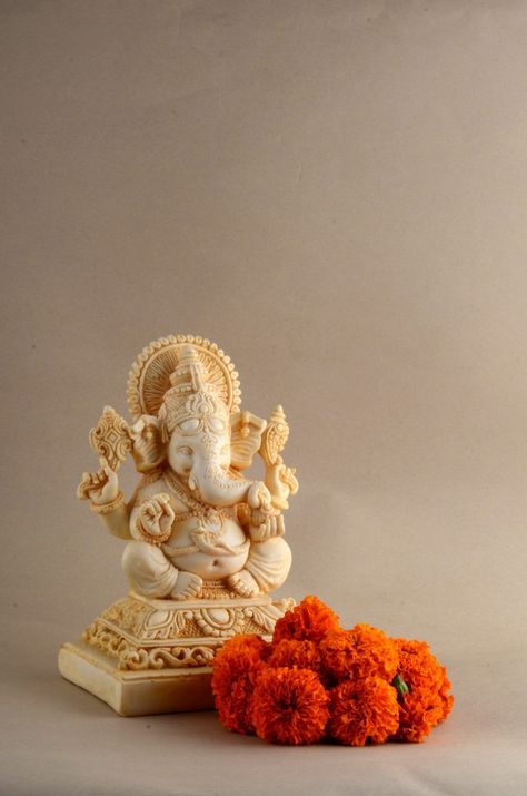 Ganpati Invitation Card, Ganpati Photo Hd, All God Images, Ganpati Bappa Wallpapers, Ganpati Bappa Photo, Ganesha Idol, Shri Ganesh Images, Happy Ganesh Chaturthi Images, Ganesh Wallpaper