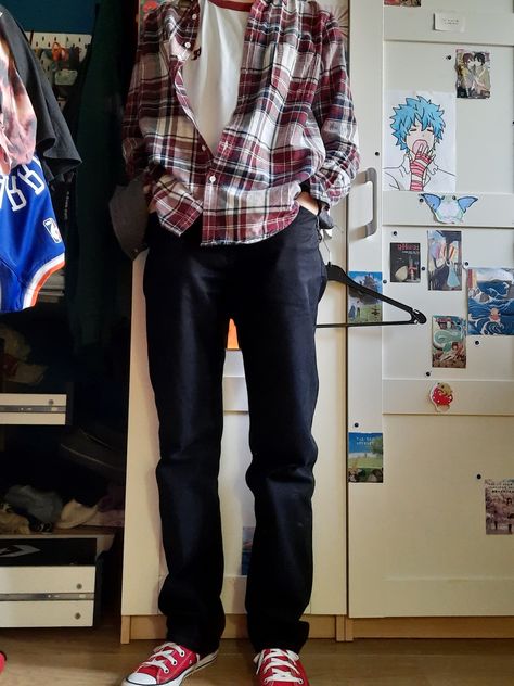 Cool Nerd Outfits Men, Nerdy Aesthetic Outfits, Nerd Fashion Male, Charlie Spring Outfits, Nerd Outfit Men, Geek Aesthetic Outfit, Nerd Aesthetic Outfit, Outfits With Flannels, 90s Male Fashion