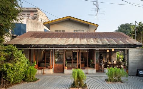 Walden House, Coffee Gallery, Space Coffee, Outside Seating Area, Cladding Materials, Outside Seating, Hidden Rooms, Roof Trusses, Coffee Shop Design