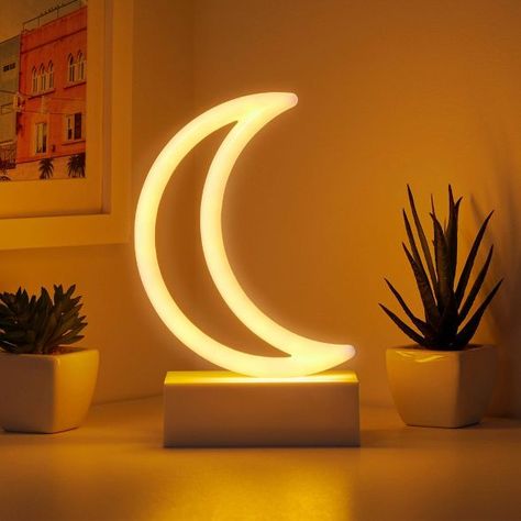 Yellow Room Decor, Sunflower Room, Yellow Bedroom Decor, Lamp Yellow, Yellow Aesthetic Pastel, Cute Night Lights, Yellow Room, Dorm Room Inspiration, Led Shop Lights