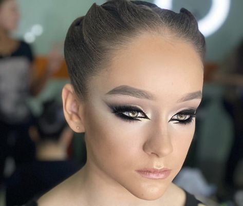 Ballroom Dance Makeup, Ballroom Makeup, Ballroom Hairstyles, Dance Makeup Tutorial, Ballroom Competition Makeup, Latin Hairstyles, Dance Competition Makeup, Ballet Makeup, Latino Dance