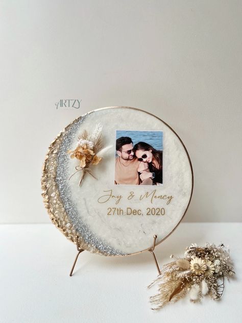 WORLDWIDE FREE SHIPPING THROUGH DHL EXPRESS Resin personalised frame with a floral pattern Resin Photo Frame For Anniversary, Epoxy Resin Picture Frames, Resin Art Baby Gift, Personalised Resin Art, Resin Frames Photo, Anniversary Resin Frame, Wedding Resin Frame, Resin Couple Frame Ideas, Photo Frame Resin Art