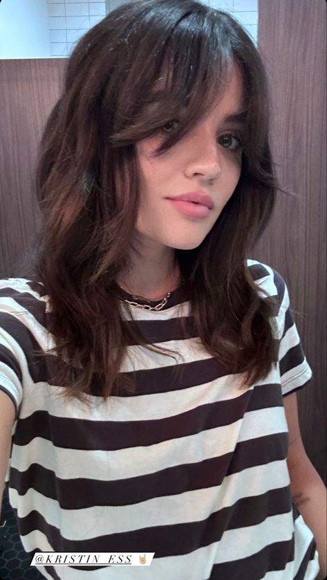 Lucy Hale Haircut, 2023 Fringe, Fall 2023 Hair, Lucy Hale Hair, Brown Hair Inspiration, Vintage Curls, New Hair Trends, 2023 Hair, Fall Hair Trends