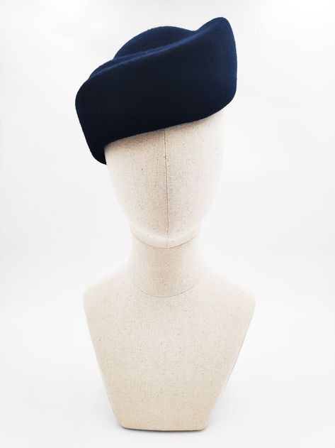 Navy Blue Pillbox Hat, Felt Beret, Royal Outfit, Elegant Hat, Formal Hat, Beret Hats, Vintage Style Hat, Vogue Vintage, Felt Hats