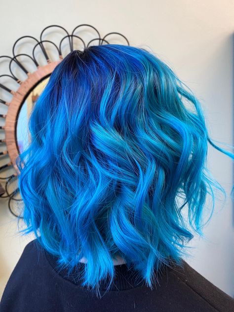 Neon bright blue with dark root Blue Hair With Shadow Root, Dimensional Blue Hair, Short Blue Hair Men, Bright Blue Hair, Short Blue Hair, Hair Colour Design, Vivid Hair Color, Colourful Hair, Shadow Root