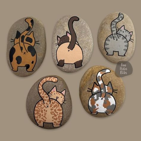 Cat Butts Painting, Painting Cats On Rocks, Cat Stone Art, Animal Rock Art, Cat Painted Rocks Ideas, Cat Art And Craft, Painted Rocks Cats, Cat Rock Painting Ideas, Cat Rock Painting