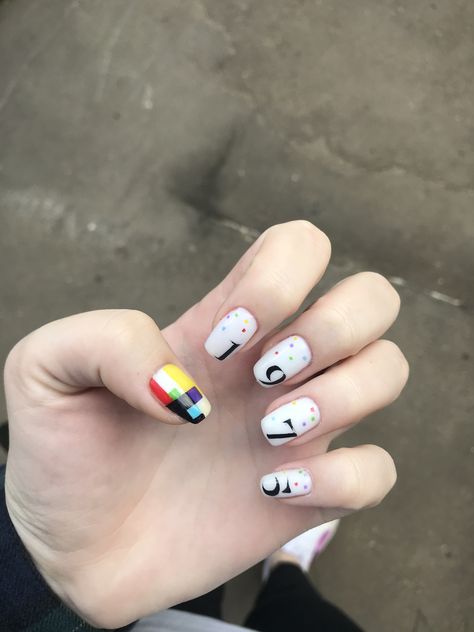 The 1975 Nail Art, The 1975 Inspired Nails, The 1975 Nails Design, 1975 Nails, The 1975 Nails, The 1975 Concert Outfit, Nails Esthetic, 1975 Concert, Online Relationships