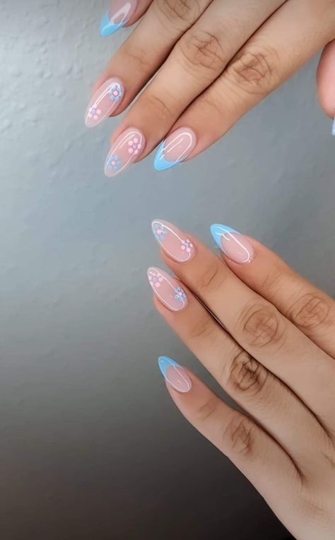 Gender Reveal Nail Ideas Acrylic, Gender Reveal Gel Nails, Pink Gender Reveal Nails, Simple Gender Reveal Nails, Nails For Gender Reveal, Baby Shower Nails Ideas, Baby Gender Reveal Nails, Gender Reveal Nails Ideas Simple, Pink And Blue Nails Gender Reveal