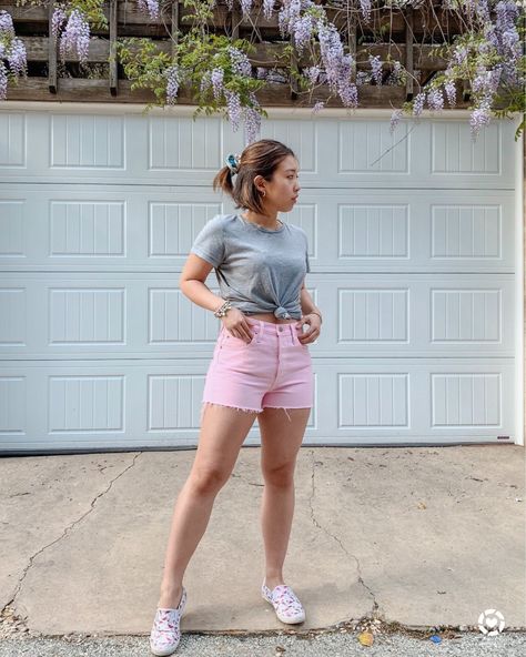 A pop of pink! @liketoknow.it #liketkit http://liketk.it/2BsOJ Shop my daily looks by following me on the LIKEtoKNOW.it app #LTKshoecrush #LTKunder50 #LTKstyletip #LTKsalealert #LTKspring #LTKbeauty Pink Denim Shorts Outfit, Pink Shorts Outfits, Denim Shorts Outfit Summer, Outfit Shorts, Denim Shorts Outfit, Pink Denim Shorts, Summer Shorts Outfits, Outfit Pink, Shorts Outfits