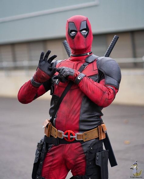 Funny Deadpool Pictures, Dead Pool2, Deadpool Without Mask, Deadpool Unmasked, Deadpool Party, Deadpool Quotes, Deadpool 2 Movie, Deadpool Pictures, Deadpool X Spiderman