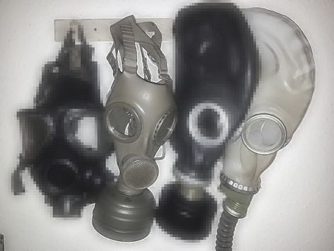 gas masks Real Friends, Gas Mask Art, Gas Masks, Masks Art, Masked Man, Metal Gear Solid, Gas Mask, Dark Photography, Metal Gear