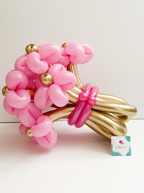 Ballon Flower Bouquet, Bucket Balon, Balloon Flower Bouquet, Flower Balloons Diy, Ballon Diy, Flower Balloons, Balloon Bouquet Diy, Mothers Day Balloons, Simple Birthday Decorations