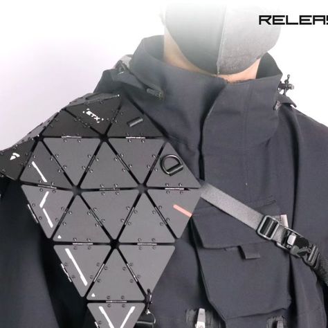 Techwear Armor, Techwear Helmet, Half Cloak, Tech Clothes, Cyberpunk Accessories, Tech Armor, Futuristic Tech, Futuristic Clothing, Equilateral Triangle