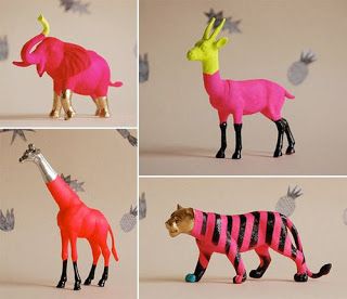 Painted plastic animal crafts are everywhere! With so many creative possibilities it's no wonder. Find a bit of inspiration here and discover all the easy and inexpensive ways to turn a few old toys into something special. Plastic Animal Crafts, Painting Plastic, Toy Art, Diy Candy, Plastic Toys, Plastic Animals, Animal Crafts, Old Toys, Party Banner