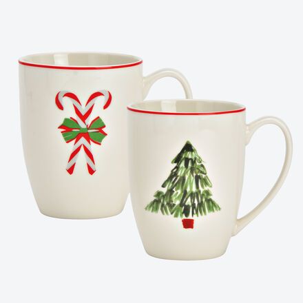 2er-Set Kaffeebecher Weihnachten Aus Porzellan Für Tee, Kaffee und Kakao Charmante Geschenkidee für die Weihnachtszeit Die beiden Henkeltassen im 2er-Set für Tee, Kaffee oder Kakao schmücken zwei weihnachtliche Motive und ein dekorativer roter Rand. Zur Weihnachtszeit bringen Sie Abwechslung auf dem Frühstücks- oder Kaffeetisch oder am Arbeitsplatz. Mit Süßigkeiten gefüllt und dekorativ verpackt sind die beiden Weihnachtstassen ein tolles Mitbringsel. Das farbenfrohe Dekor stimmt weihnachtlich-f Online Shop