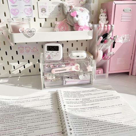 on a academic grind (I’m not okay) Pink Study, Violet Room, Printable Wall Poster, Pretty School Supplies, Dream Desk, Desk Inspo, Soft Pink Theme, Desk Inspiration, Bedroom Setup