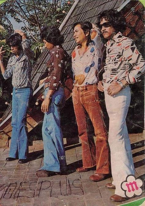 70s Pinoy Fashion, 70s Malaysia Fashion, 80s Malaysia Fashion, 70s Fashion Philippines, 90s Filipino Outfit, 80s Indian Fashion, Malaysia 90s, Retro 80s Outfits, Koes Plus