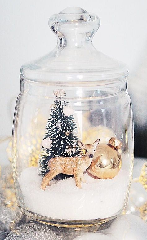 christmas decor ideas;christmas jars;christmas decor ideas diy;christmas jars decorations;christmas jars gifts; Christmas Jars Decorations, Holiday Mason Jar, Jars Ideas, Easy Homemade Christmas Gifts, Christmas Decorations For Kids, Dekor Diy, Jar Decor, Christmas Centerpieces Diy, Christmas Mason Jars