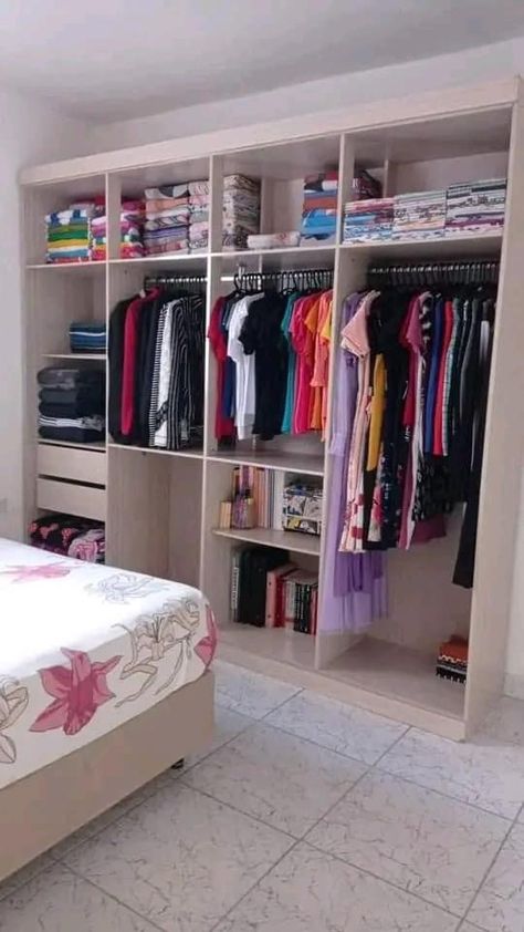 Room Organization Bedroom, Hiasan Bilik Tidur, Closet Design Layout, Wardrobe Interior Design, Closet Layout, Budget Patio, Bedroom Closet Design, Wardrobe Design Bedroom, Small Room Design