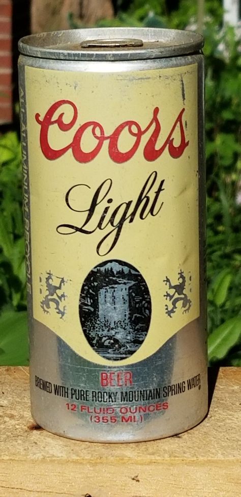 Coors Light , 1st version test can . Coors Silver Bullet came out later . c. 1986 Coors Light Decorations, Vintage Beer Can, Coors Light Neon Sign, Beer Memorabilia, Old Beer Cans, Beer Ad, Flower Pot Art, Silver Bullet, Beer Logo