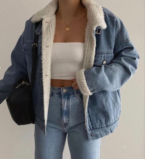 Mode Zara, Denim On Denim, Cold Outfits, Casual Style Outfits, Mode Inspiration, Winter Fashion Outfits, Outfits Casuales, Cute Casual Outfits, Jacket Outfits