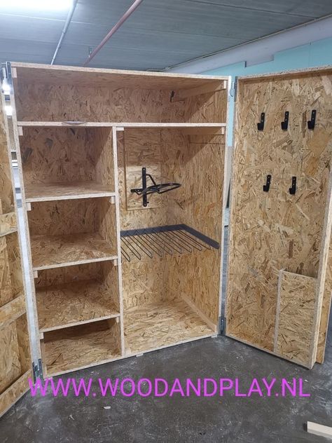 Tack Shed Ideas, Horse Tack Boxes, Dream Barn Stables, Tack Locker, Tack Room Organization, Horse Tack Rooms, Tack Trunk, Horse Farm Ideas, Tack Box