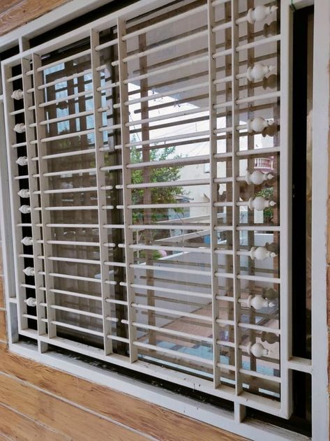 Window Grill Ideas, Indian Window Design, Grill Design Modern, Grill Window, Modern Kitchen Window, Exterior Door Styles, Steel Grill Design, Iron Window Grill, Modern Window Design