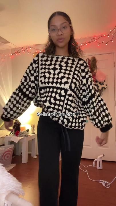 Valentines Crochet Sweater Pattern, Treble Crochet Sweater, Kamryn Cain, Crochet Checkered Sweater, Cute Crochet Sweater, Crochet Wardrobe, Black Crochet Sweater, Crochet Sweater Design, Fingerless Gloves Crochet Pattern