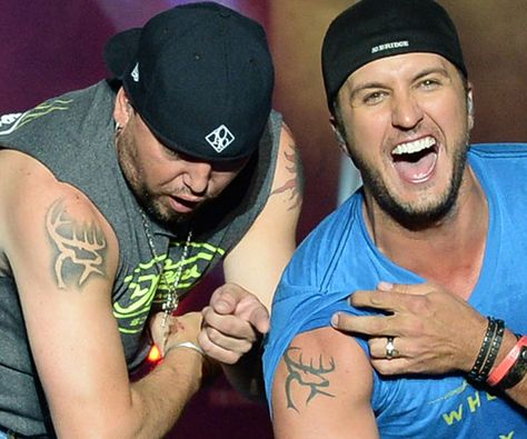 Luke Bryan Tattoo, Jason Aldean Tattoos, Country Music Tattoos, Buck Commander, Father Daughter Tattoos, Country Thunder, Back Of Arm Tattoo, Country Tattoos, Tattoo Now