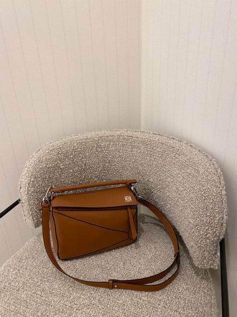 Loewe Bag Aesthetic, Loewe Bag Outfit, Loewe Bag Puzzle, Loewe Aesthetic, Loewe Mini Puzzle Bag, Loewe Tote Bag, Loewe Puzzle Bag, Loewe Bags, Mini Puzzle