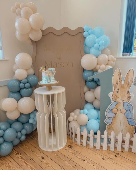 The First Tale Of Mason 🥕⁣ ⁣ Our Luxury Party Package went out for little Masons first birthday party. ⁣ ⁣ Backdrop, Picnic Tables, Soft Play & Bubble Dome - @naturaleventscompany_ @naturalplaycompany_ Cake - @cakesandbakes_byemma Grazing Table - @cambsgraze Biscuits - @littlelloydstreats Vinyl Decals - @beebopvinyls ⁣ ⁣ #partyplanninginspo⁣ #cambridgeparty⁣ #eventspecialist⁣ #ukeventplanner⁣ #luxurypartyplanner⁣ #cambridgebabyshower⁣ #partyideasuk⁣ #babyshowerplanner⁣ #birthdayceleb... First Birthday Party Backdrop, Bubble Dome, Baby Shower Planner, First Birthday Boy, Birthday Party Backdrop, Event Specialist, Grazing Table, Luxury Party, Picnic Tables