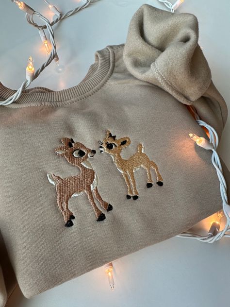 November Outfit Ideas, Embroidery Outfits, Reindeer Sweatshirt, Whimsical Wardrobe, Reindeer Christmas Sweater, Winter Embroidery, Trendy Maternity Outfits, Cute Christmas Sweater, Reindeer Games