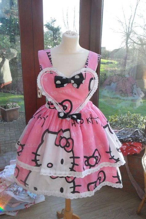 #Hello Kitty Dress Pink Thing, Kitchen Wear, Hello Kitty Dress, Kitty Clothes, Charmmy Kitty, Kitty Accessories, Hello Kitty Clothes, Kitty Stuff, Miss Kitty