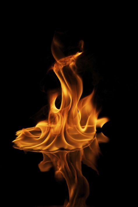 Fogo Gif, Tipografi 3d, Fire Drawing, Flame Tattoos, Fire Flames, Fire Image, Fire Tattoo, Flame Art, Fire Photography