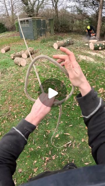 Tree Climbing Knots, Alpine Butterfly Knot, How To Tie Hands With Rope, Truckers Hitch Knot, Friction Knots, Knot Tying Tutorial, Alpine Butterfly, Prusik Knot, How To Make Trees