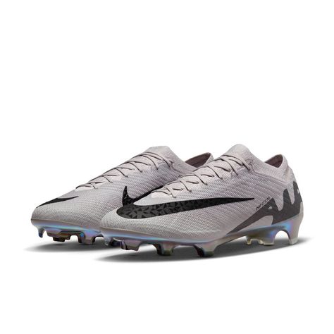 Nike Mercurial Vapor 15, Best Soccer Shoes, Nike Soccer Shoes, Nike Football Boots, Nike Boots, Soccer Boots, Nike Air Presto, Nike Soccer, Nike Mercurial