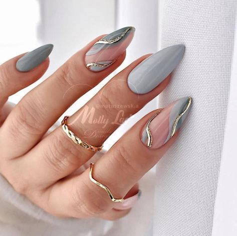 Grey Nails Ideas - 25 Subtle But Interesting Designs - Emerlyn Closet Goth Spring, Grey Gel Nails, Nails Goth, Gray Nails, Classy Acrylic Nails, Nails Blue, Nails Diy, Diy Spring, Neutral Nails