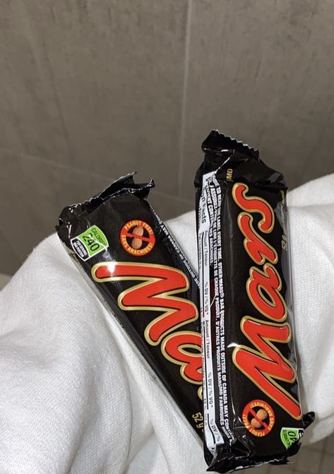 Chocolate Mars, Mars Chocolate Bar, Mars Bars, Box Drawing, Mars Chocolate, Mars Bar, Fav Food, Regulus Black, I Want To Cry