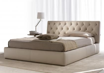 Letto Tribeca in pelle con pratico box contenitore ad alzata facilitata Bed King Size, Bed Frame King Size, Letto King Size, Bed Frame King, Storage Bench Bedroom, Houses Ideas, Bed King, Classic Bed, King Size Bed Frame