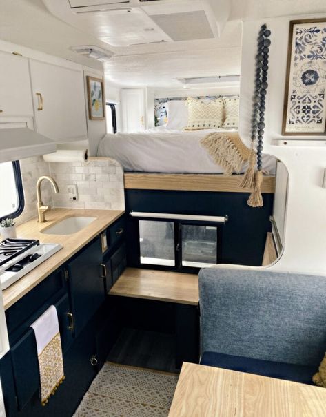 Truck Camper Renovation, Trailer Renovation Ideas, Travel Trailer Renovation, Small Camper Interior, Small Travel Trailer, Best Truck Camper, Caravan Living, Trailer Renovation, Rv Interior Remodel