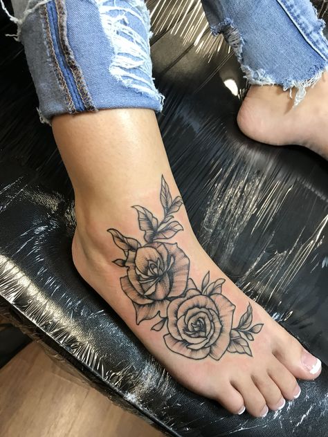 Floral Foot Tattoo, Cute Foot Tattoos, Dragon Flower, Tattoo Unique, Ankle Tattoos For Women, Female Tattoos, Foot Tattoos For Women, Tattoos For Women Flowers