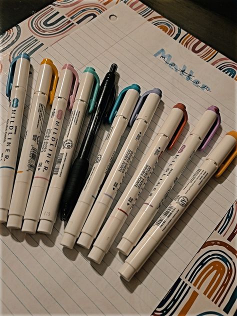 Notes Highlighter, Midliner Pens, Aesthetic Highlighter Pens, Midliners Highlighters, Mild Liner Highlighter, Highlighter Collection Stationary, Zebra Midliners Highlighters, Science Notes, Dream School