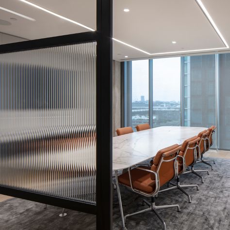 Industrial Style Office, Steel Frame Doors, Contemporary Office Design, Classic Furniture Design, Office Meeting Room, Reeded Glass, Glass Office, Fluted Glass, Office Partition