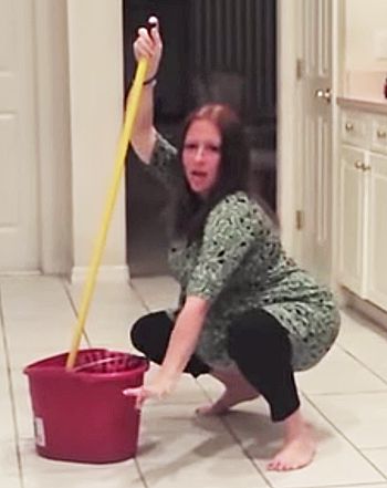 Pregnant Woman Dances Until Her Water Breaks: Video - Us Weekly Wierd People, Dancing Video, Bizarre Photos, Woman Dancing, Bust A Move, Pregnant Wife, Unbelievable Facts, Celebrity Moms, Pregnant Woman