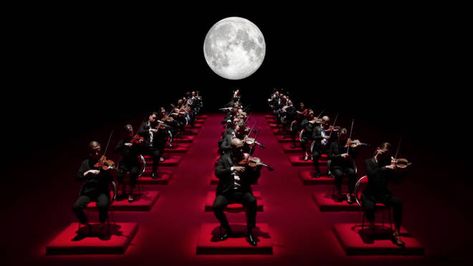 Why are there so many pieces of classical music inspired by the moon? Romantic Composers, Orchestra Concerts, Concert Stage Design, Stage Set Design, Church Music, Show Dance, Discover Music, Video Setting, Contemporary Music