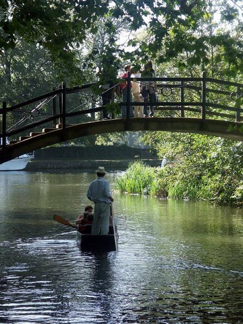 Oxford, England #Oxford #England Punting Oxford, Oxford Punting, Hokey Pokey, Oxfordshire England, Oxford England, 3 Sisters, River Thames, Lewis Carroll, Dream City