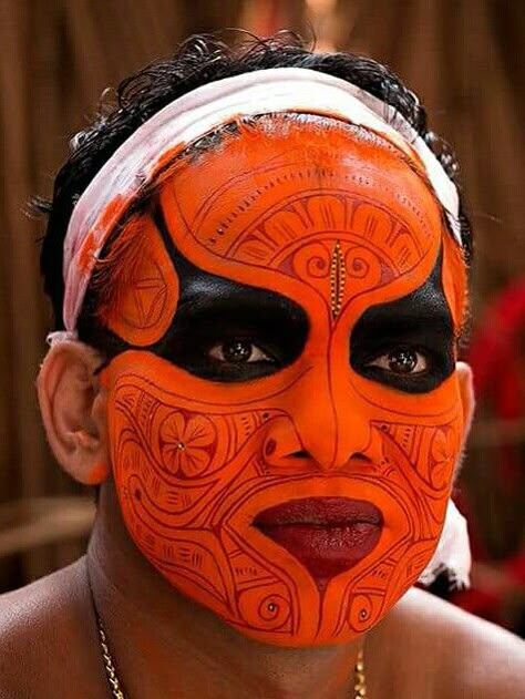 Theyyam Face Painting, Theyyam Makeup, Yakshagana Face Painting, Cultural Face Paint, Muthappan Theyyam, Indian Face Paint, Theyyam Face, Kerala Theyyam, Theyyam Art