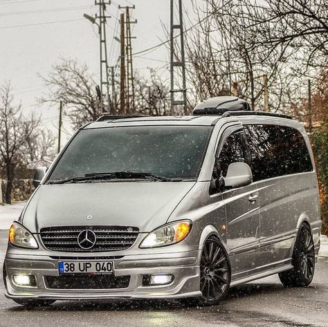 Vans Custom Ideas, Mercedes Viano, Mercedes Benz Viano, Vans Custom, Mercedes Benz Vito, Grand Vitara, Custom Vans, Camper Van, Cars And Motorcycles