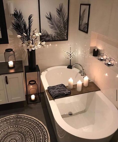 Nicole Gates Soaking Tub Decor, Nicole Gates, Bathtub Corner, Decorate Garden, Tub Decor, Serene Bathroom, Bathtub Decor, Restroom Decor, Corner Decor